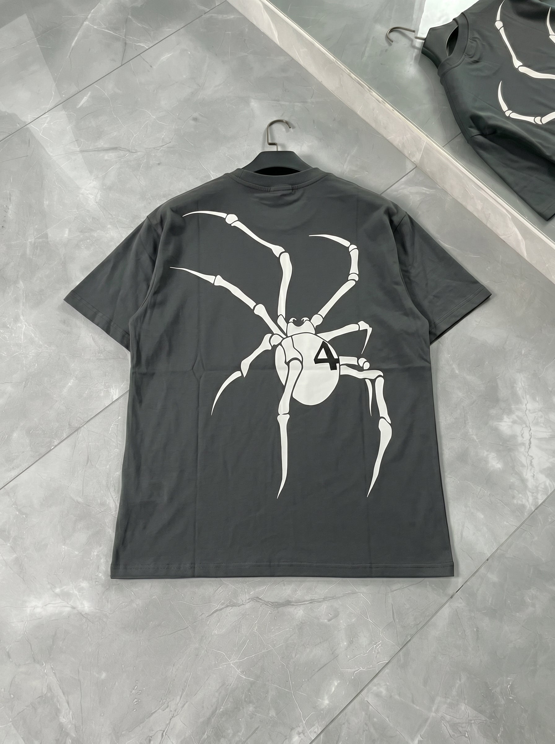 Oversize Spider 4